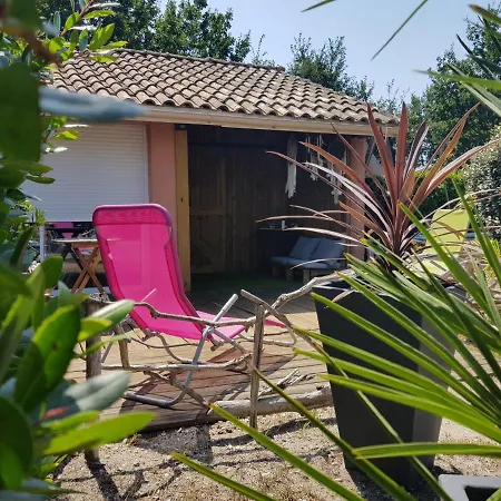 Bed & Breakfast Monta Ocean 3*